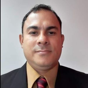 Dr. Randall Mora Gamboa